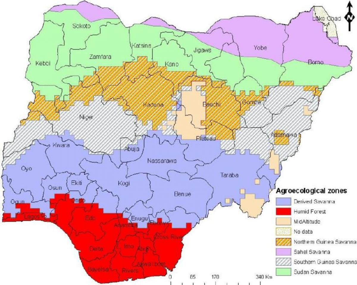desenhar o mapa da nigéria, mostrando as zonas de vegetação
